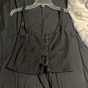 The brand is forever 21. It’s a medium and it’s in good condition.